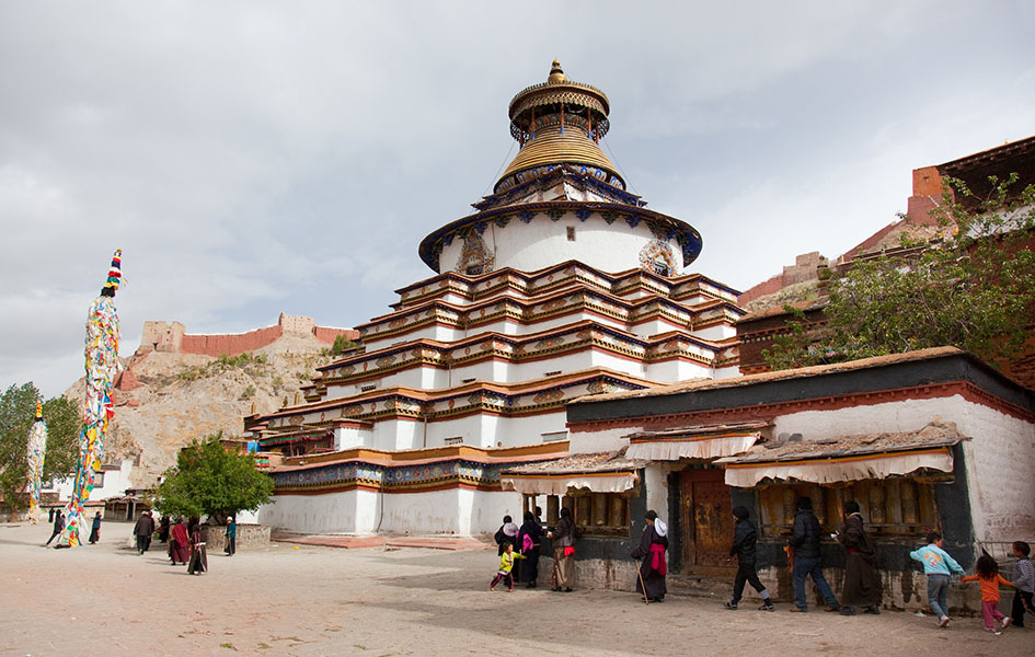 Linh tháp Kumbum là hiện thân tinh hoa văn hoá Phật giáo Tây Tạng.
